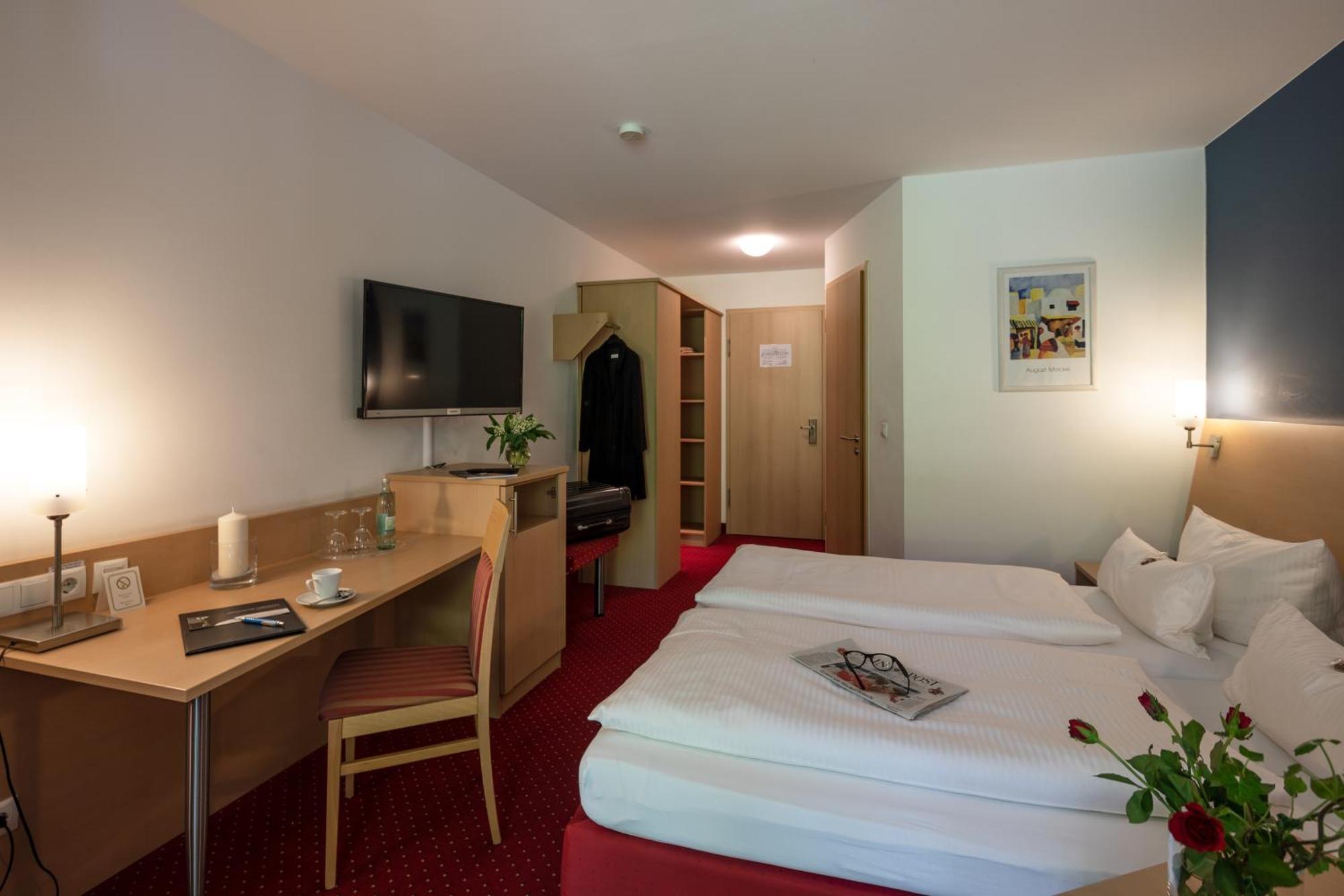 Hotel Mainpromenade ***S Karlstadt Exterior photo